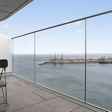 Penthouse Paradise On 39th Floor Apartment *