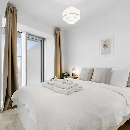 Penthouse Paradise On 39th Floor Apartment *